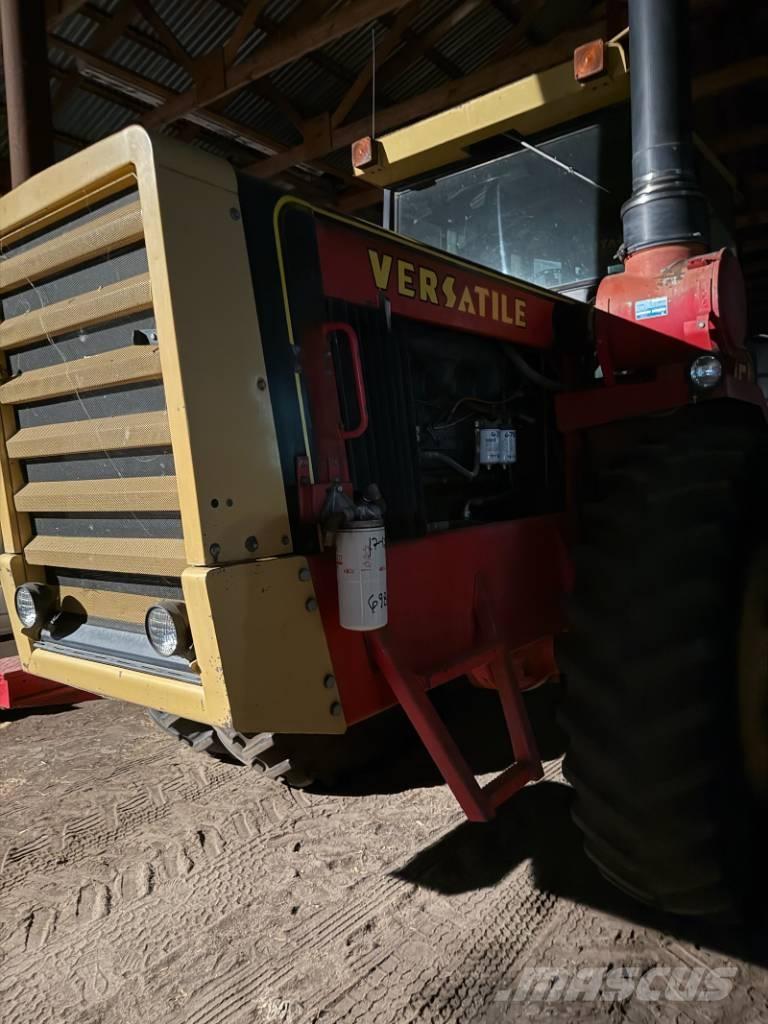 Versatile 835 Τρακτέρ