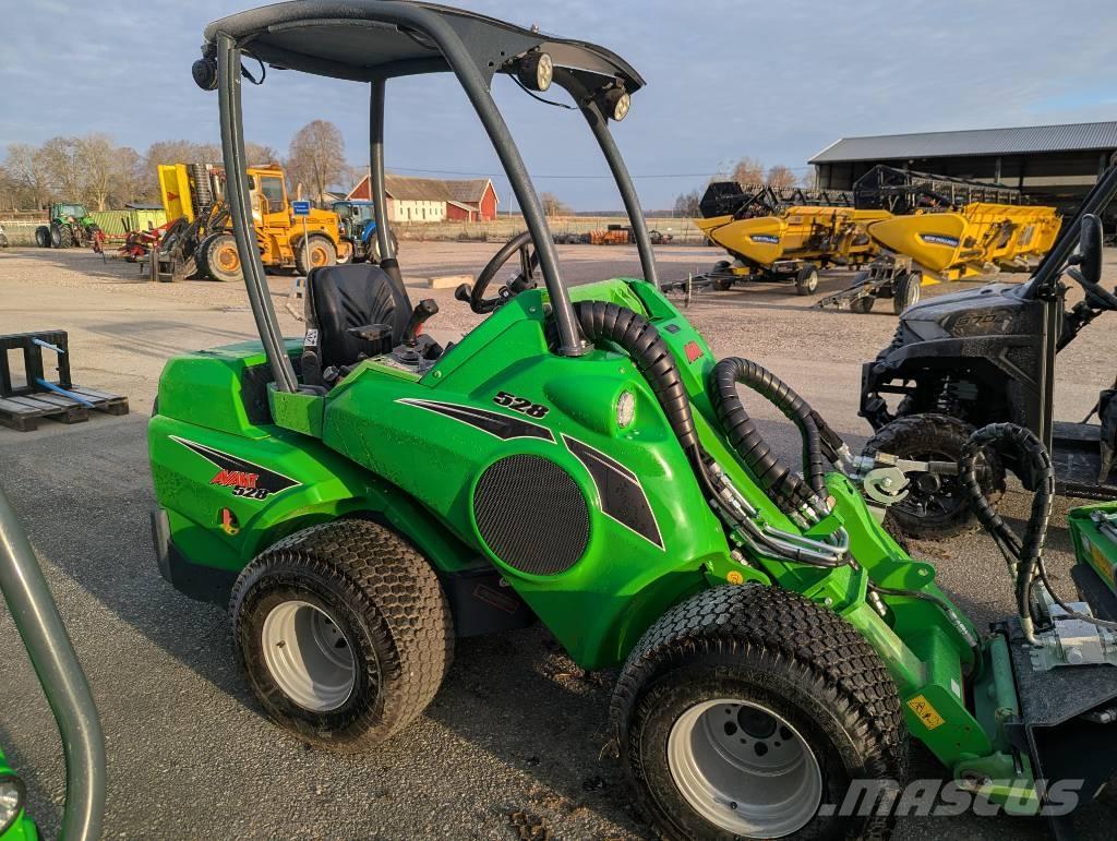 Avant 528 Φορτωτάκια