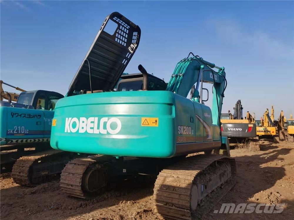 Kobelco SK200 Εκσκαφείς με ερπύστριες