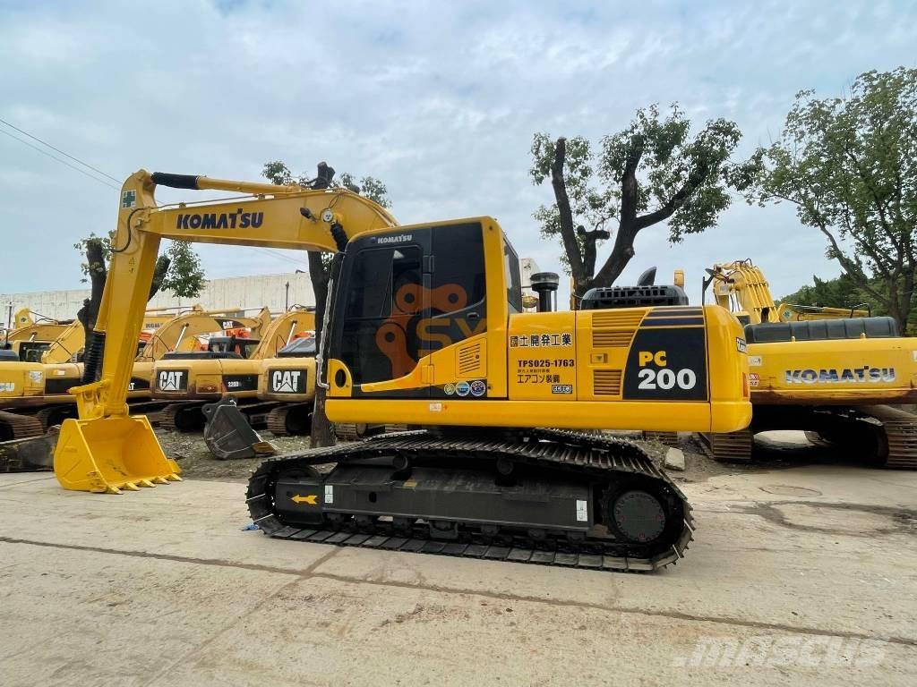 Komatsu PC 200 Εκσκαφείς με ερπύστριες