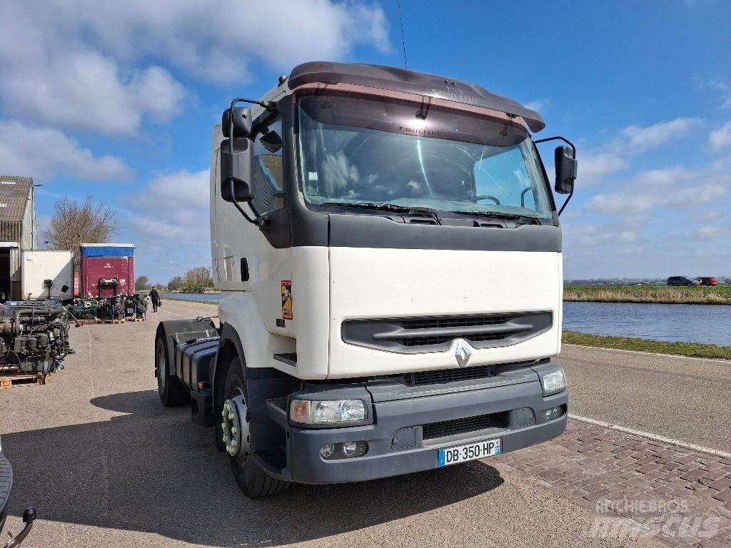 Renault 420DCI Τράκτορες