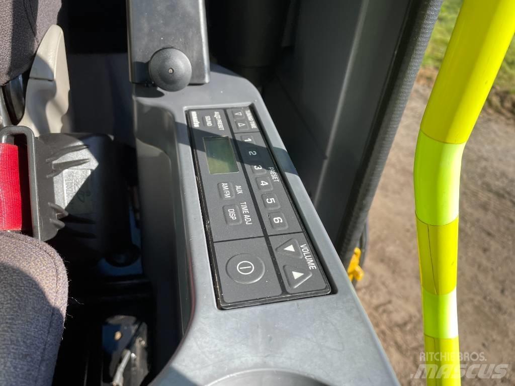Komatsu PC 210 Εκσκαφείς μεγάλης εμβέλειας