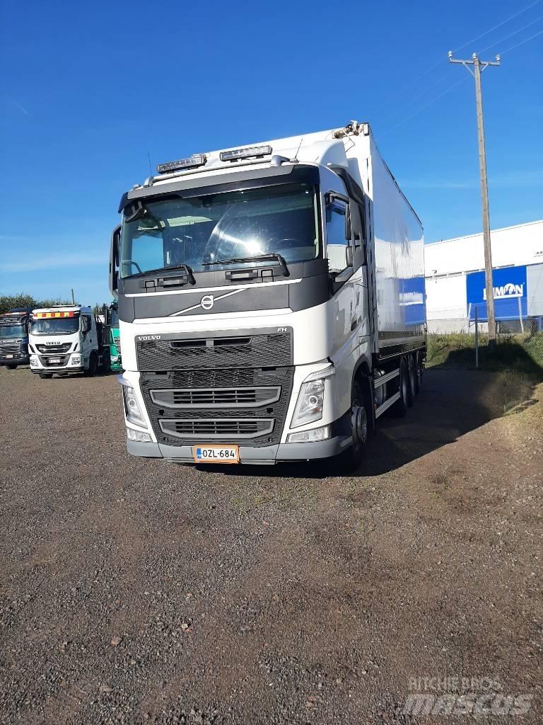 Volvo FH 13 Φορτηγά θρυμματισένου ξύλου