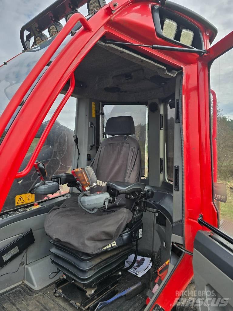 Komatsu 911.6 Θεριζοαλωνιστικές μηχανές