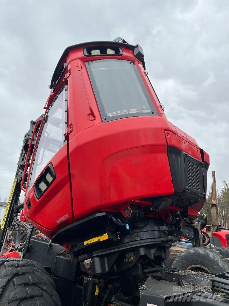 Komatsu 911 Θεριζοαλωνιστικές μηχανές