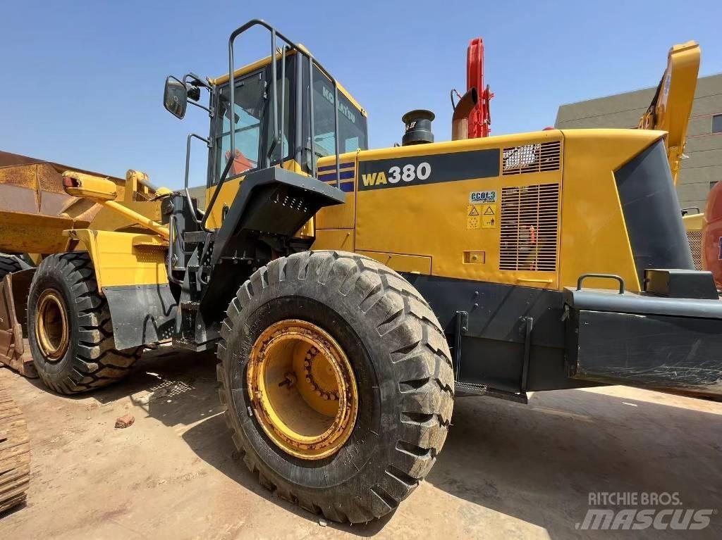 Komatsu WA 380 Φορτωτές με λάστιχα (Τροχοφόροι)
