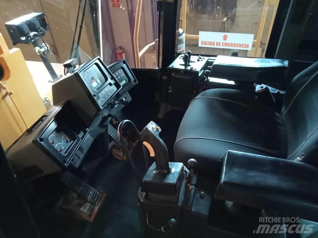 CAT 988H Μίνι φορτωτές
