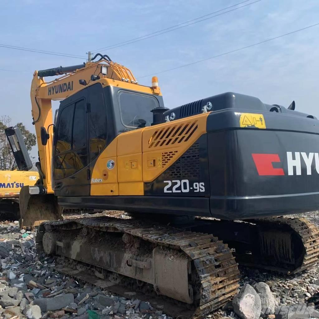 Hyundai 220LC-9S Εκσκαφείς με ερπύστριες