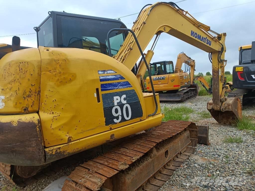 Komatsu PC 90 Εκσκαφείς με ερπύστριες