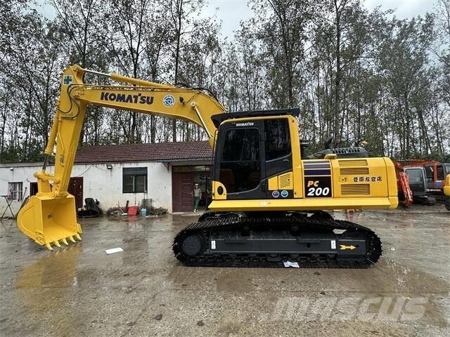 Komatsu PC 200-8N1 Εκσκαφείς με ερπύστριες