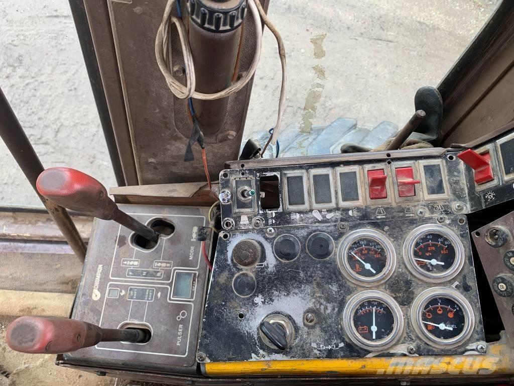 Volvo Champion 720 Γκρέιντερς