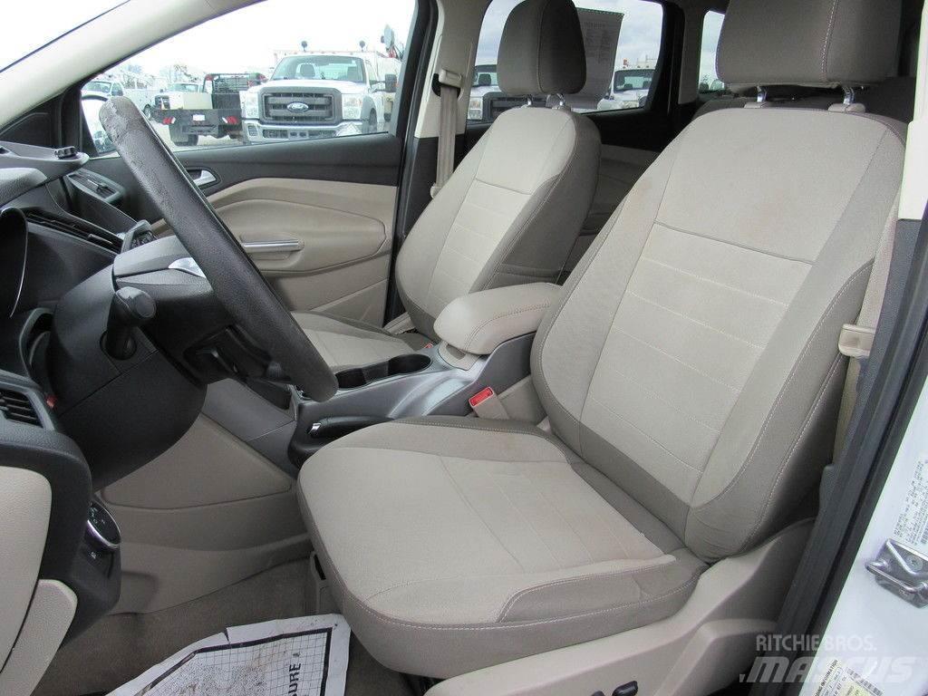 Ford Escape Αυτοκίνητα