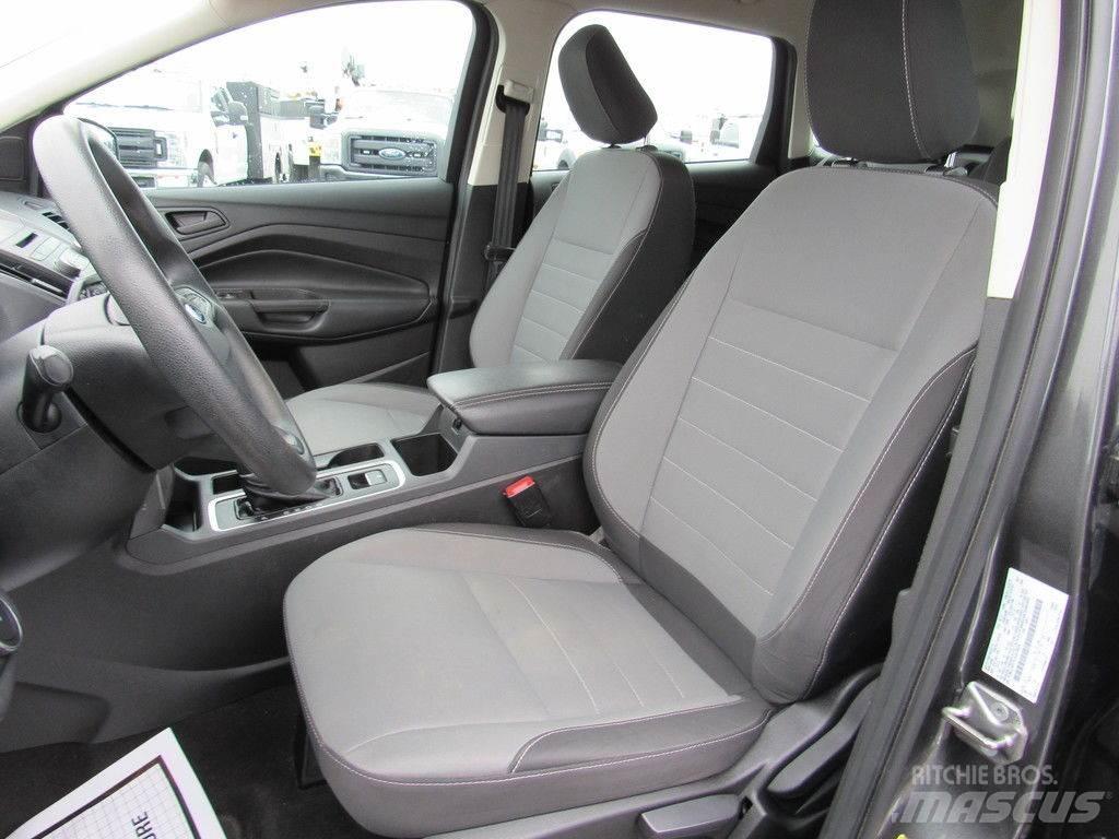 Ford Escape Αυτοκίνητα