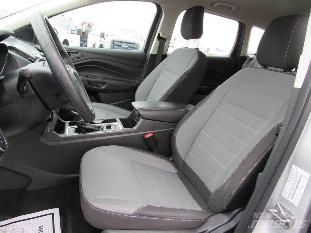 Ford Escape Αυτοκίνητα