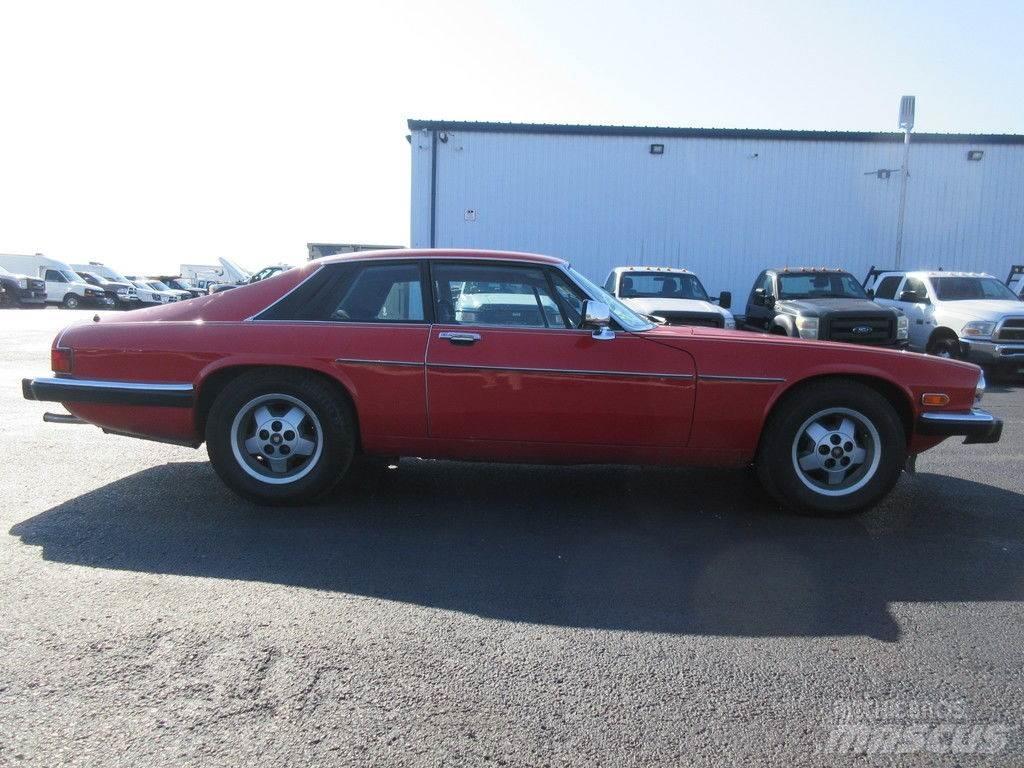 Jaguar XJ Αυτοκίνητα