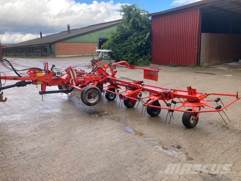 Kuhn GF 8702 T Τσουγκράνες και χορτοξηραντικές μηχανές