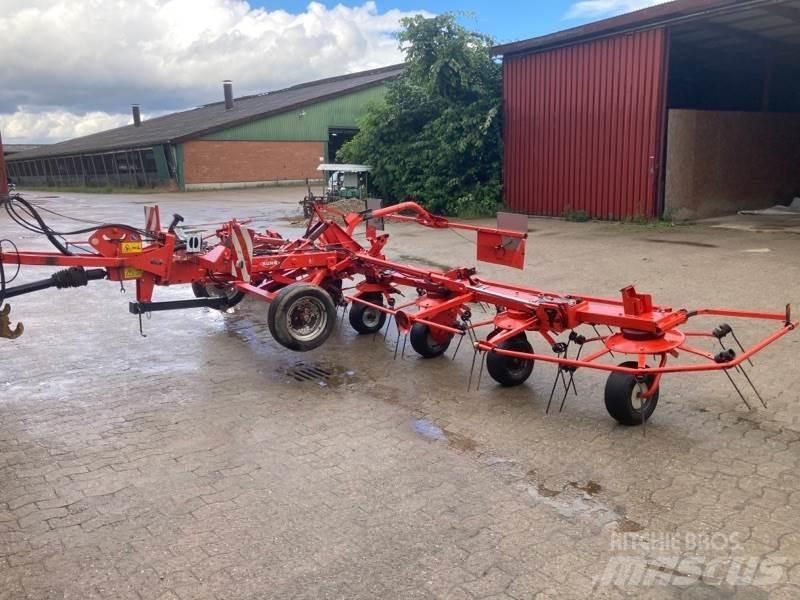 Kuhn GF8702T Τσουγκράνες και χορτοξηραντικές μηχανές