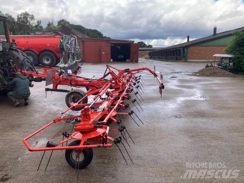 Kuhn GF8702T Τσουγκράνες και χορτοξηραντικές μηχανές