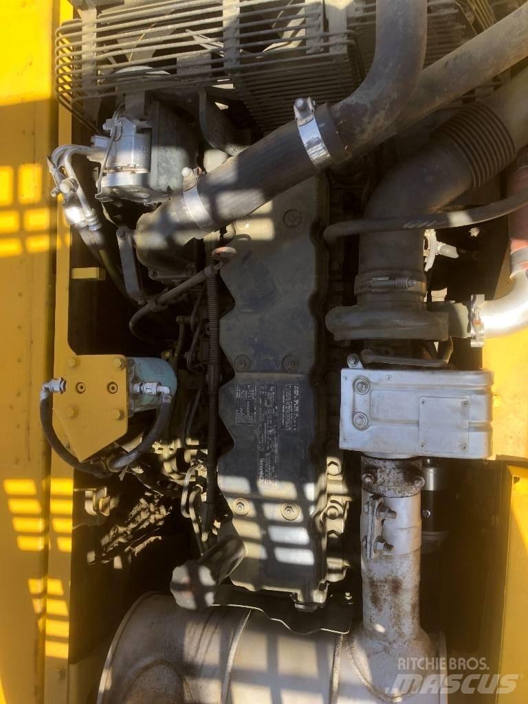 Komatsu PC200 Εκσκαφείς με ερπύστριες