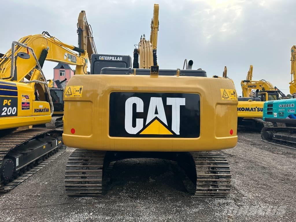 CAT 320 D2 Εκσκαφείς με ερπύστριες