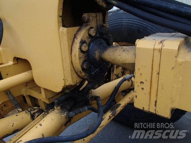 Volvo G 740 B Γκρέιντερς