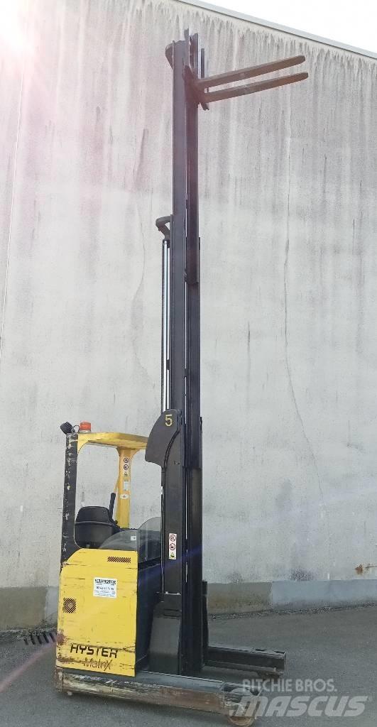Hyster R 1.4 Ανυψωτικά στενών δρόμων