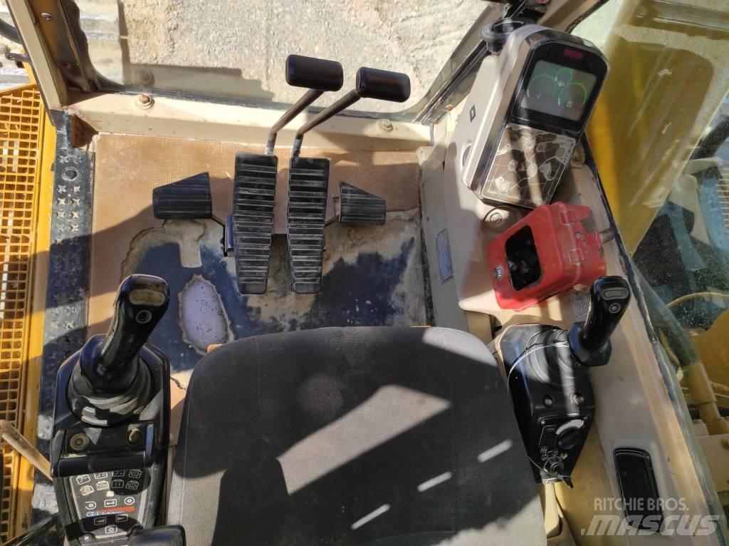 CAT 375 L Εκσκαφείς με ερπύστριες
