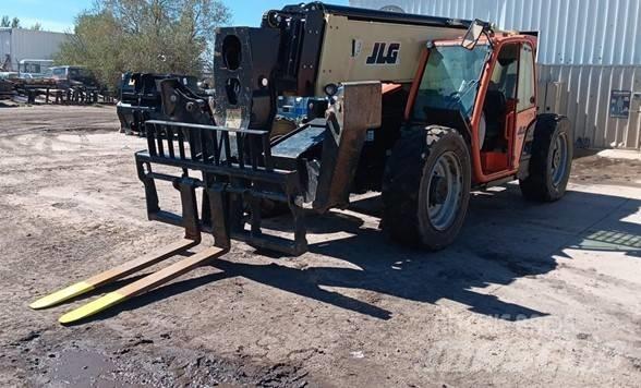 JLG 1055 Τηλεσκοπικοί ανυψωτές