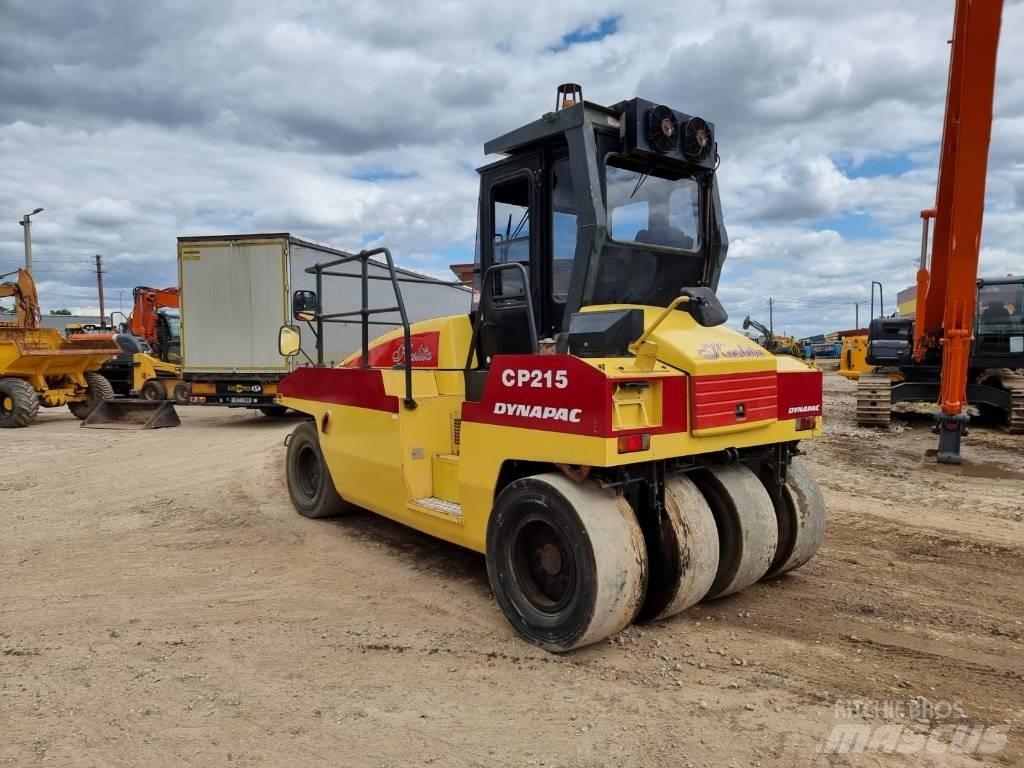 Dynapac CP 215 Κύλινδροι με επίσωτρα με αέρα