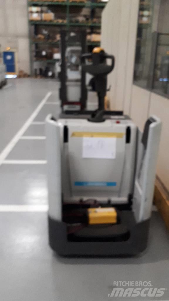 Atlet PMR 200 Χειροκίνητο περονοφόρο ανυψωτικό με πλατφόρμα