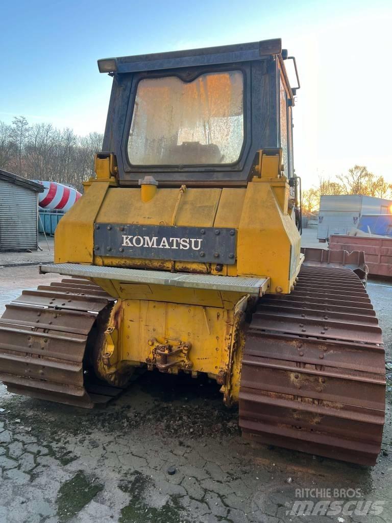 Komatsu D 65 P Μπουλντόζες με ερπύστριες