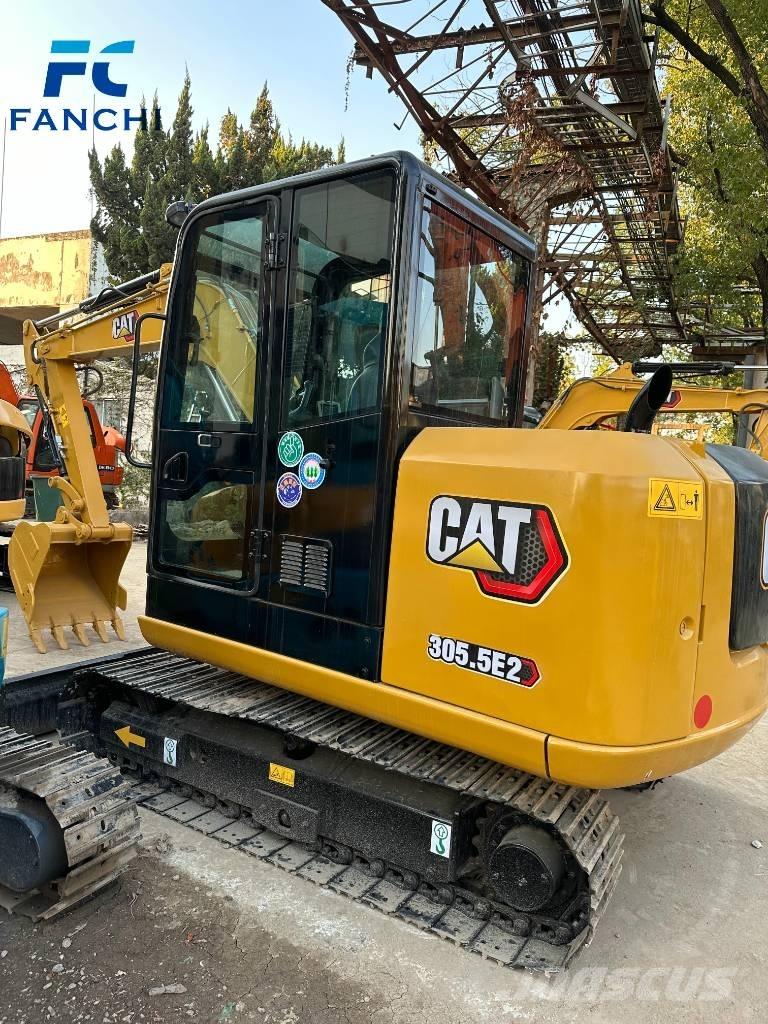 CAT 305.5e2 Εκσκαφείς με ερπύστριες
