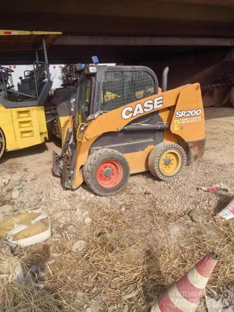 CASE SR200 Φορτωτάκια