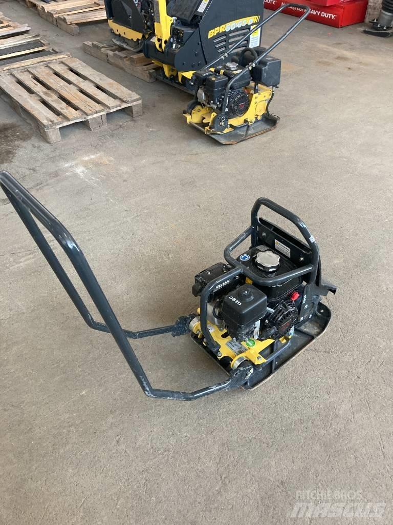 Bomag BP 10/35 Επίπεδοι κόπανοι