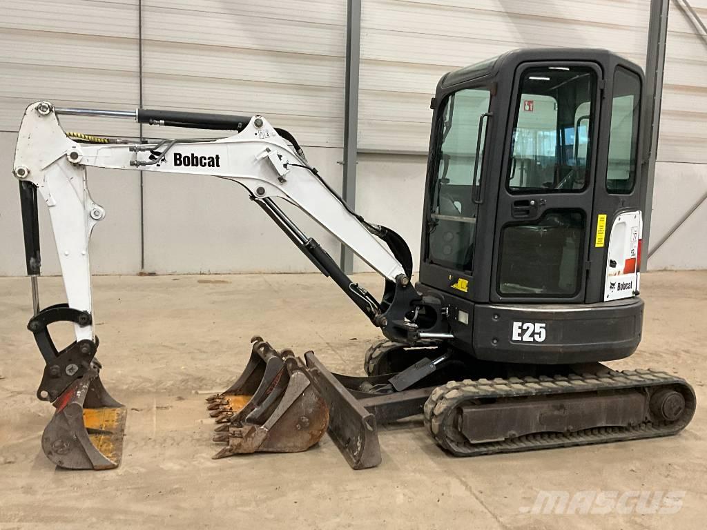 Bobcat E 25 Εκσκαφάκι (διαβολάκι) < 7t