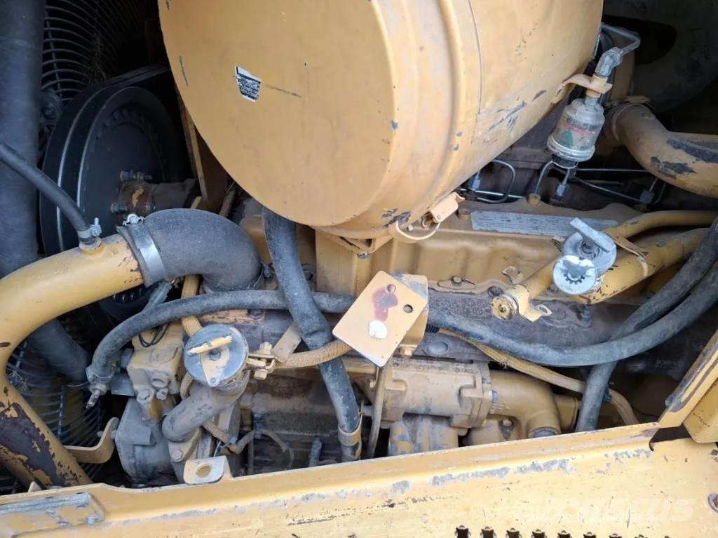 CAT D 6 R Μπουλντόζες με ερπύστριες