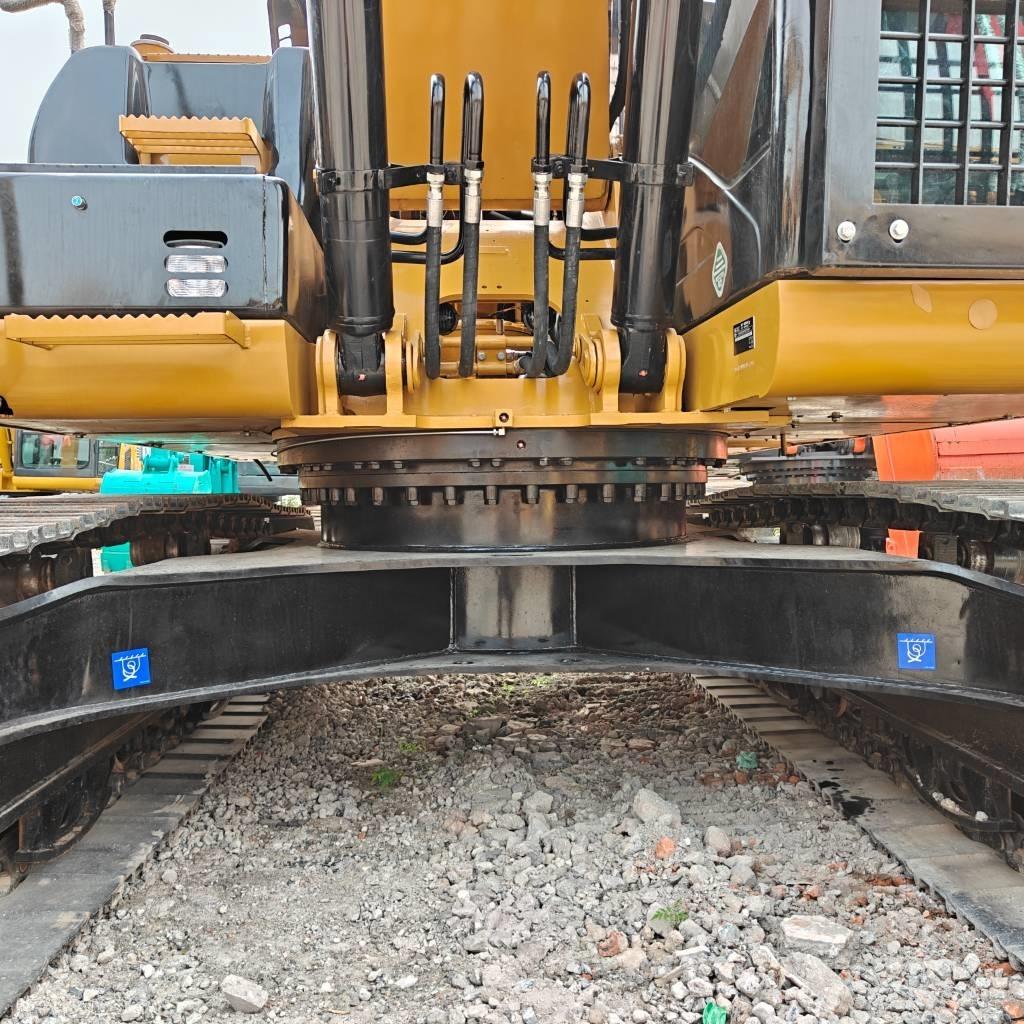 CAT 323D Εκσκαφείς με ερπύστριες