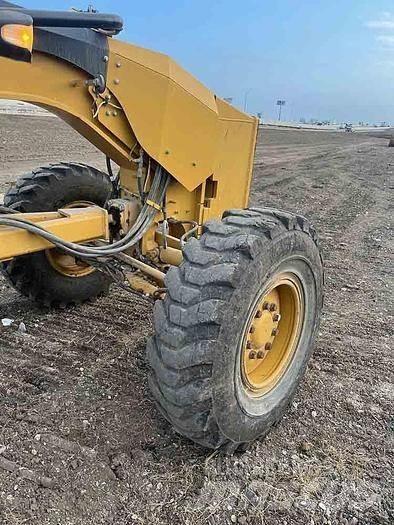 CAT 140M2 Γκρέιντερς