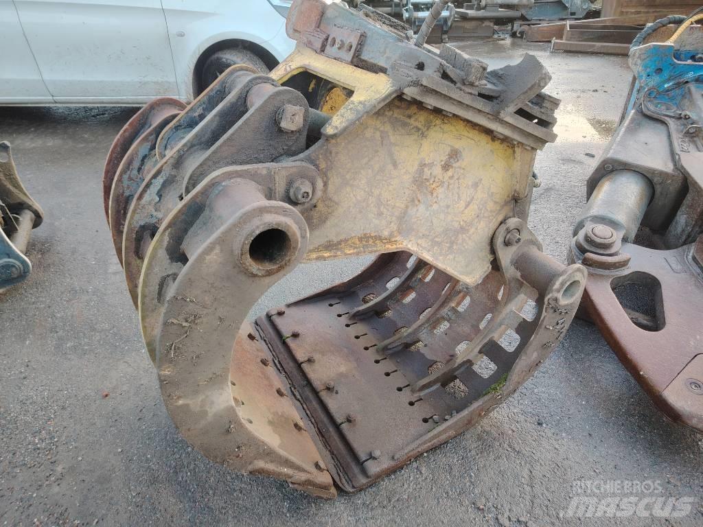 Engcon Koura Αρπάγες