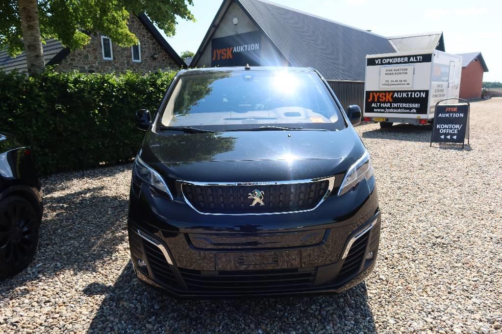 Peugeot E-Traveller Αυτοκίνητα