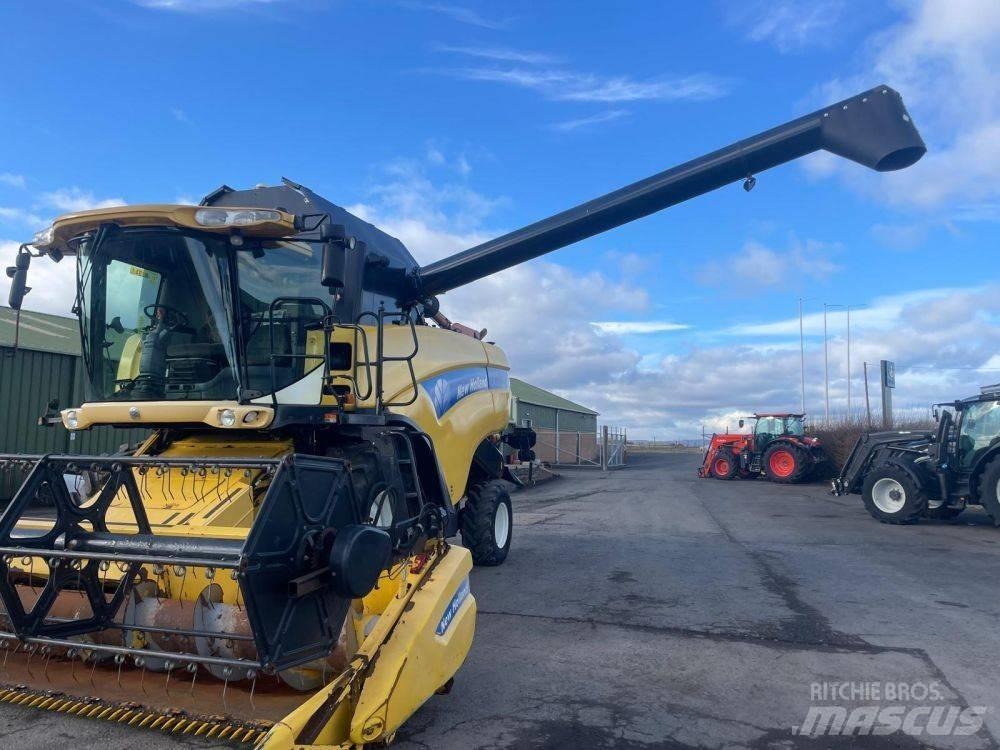 New Holland CX 780 Θεριζοαλωνιστικές μηχανές