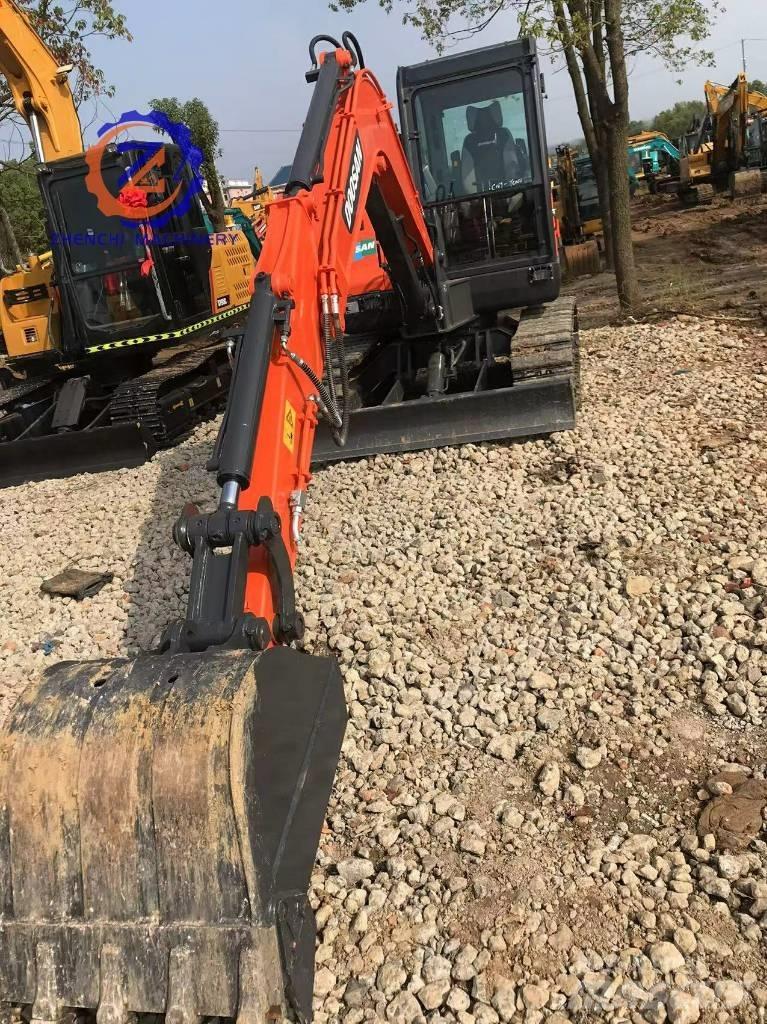 Doosan DX 60 Εκσκαφάκι (διαβολάκι) < 7t