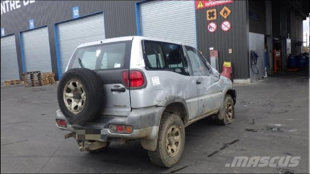 Nissan Terrano II Αυτοκίνητα