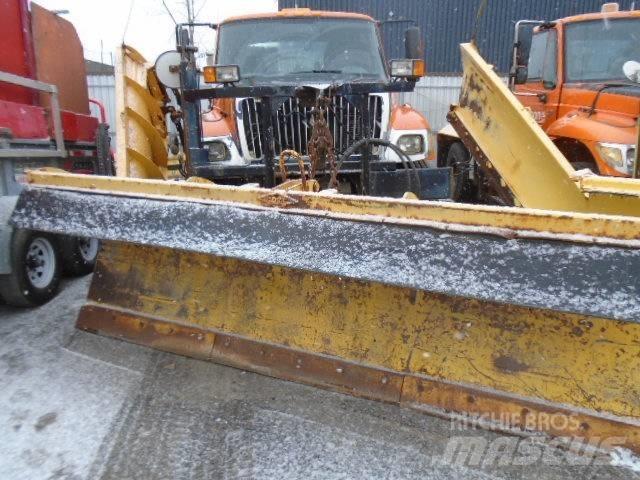 International 7400 Εκχιονιστήρες και χιονοδιώχτες