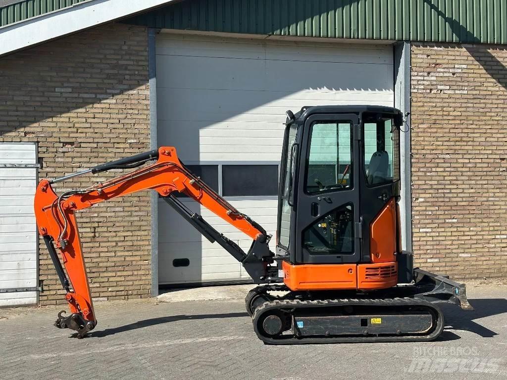 Hitachi ZX26U-6CR Εκσκαφάκι (διαβολάκι) < 7t