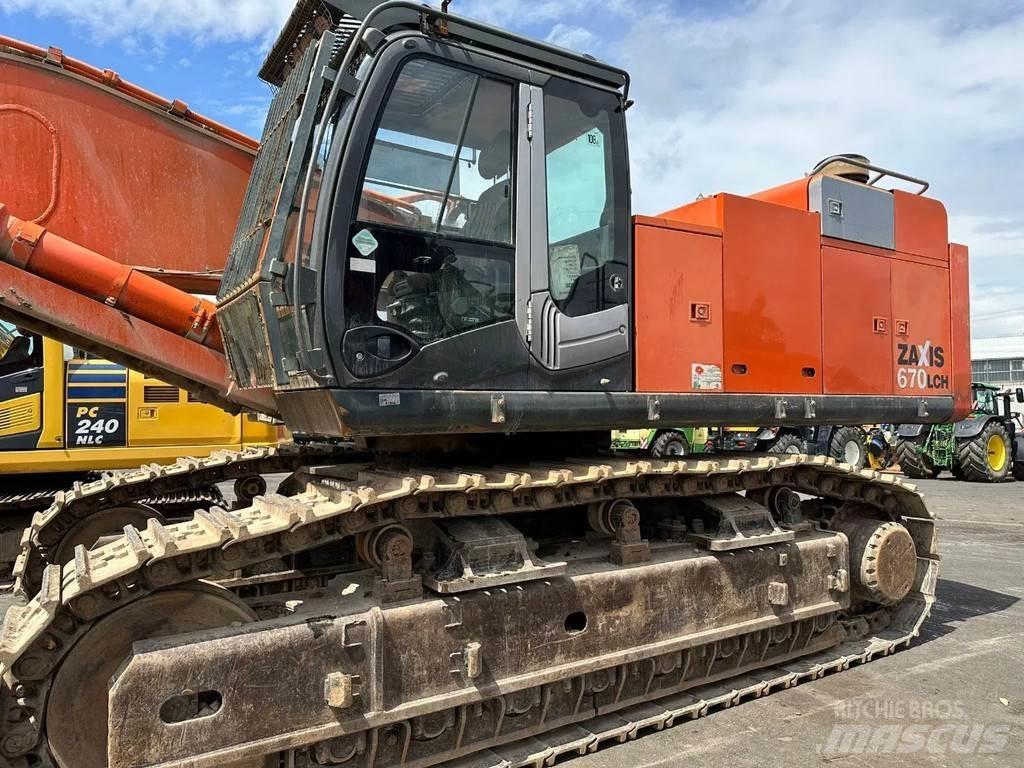Hitachi ZX670CH-3 Εκσκαφείς με ερπύστριες