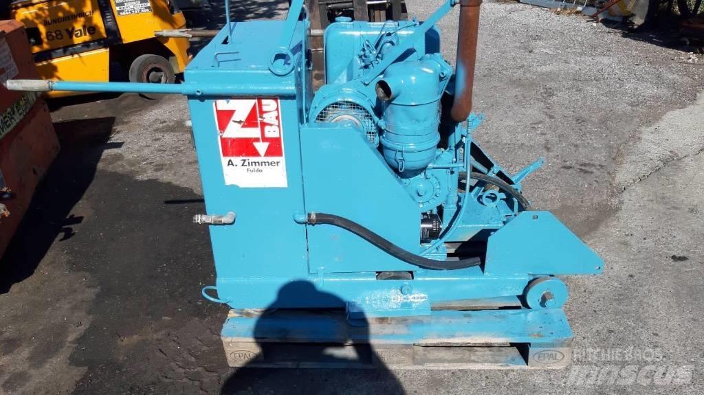 Hanix 32 HP Κατασκευές - Άλλα