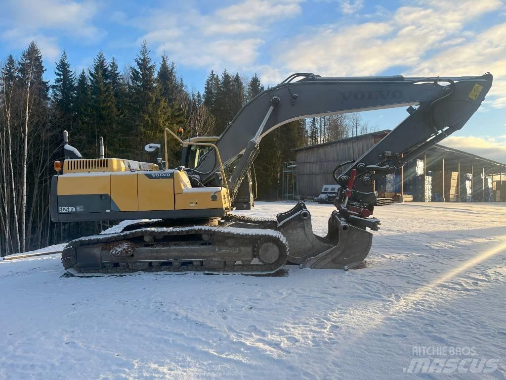 Volvo EC 250 D L Εκσκαφείς με ερπύστριες