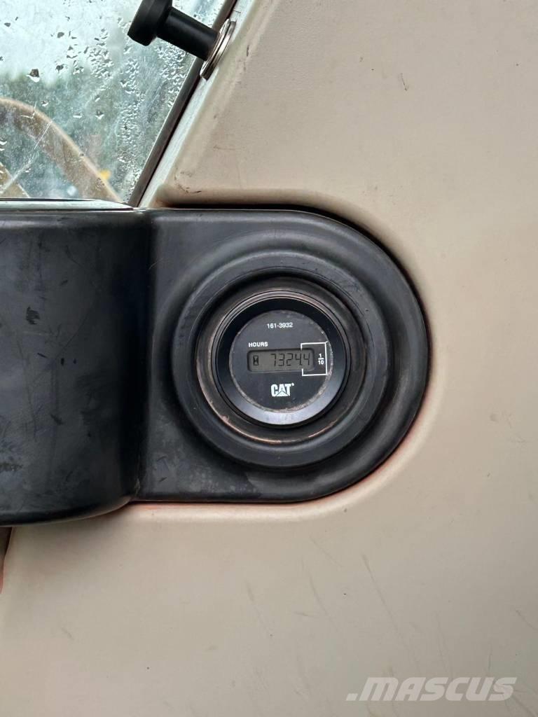 CAT 325 C LN Εκσκαφείς με ερπύστριες