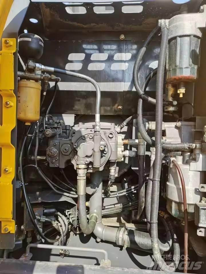 Sumitomo SH130-6 Εκσκαφείς με ερπύστριες